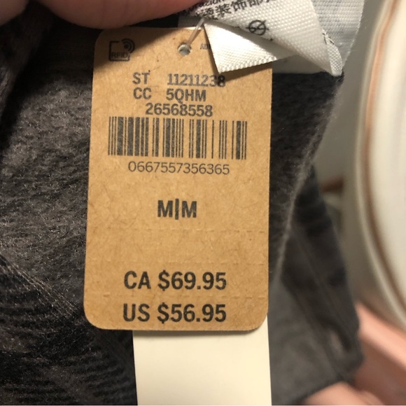 Pink Victoria’s Secret ladies super soft shirt NWT size medium - Picture 6 of 6